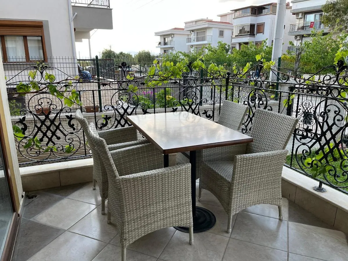 Apartment Grand Teoshan Otel Ve Tatil Evleri Seferihisar