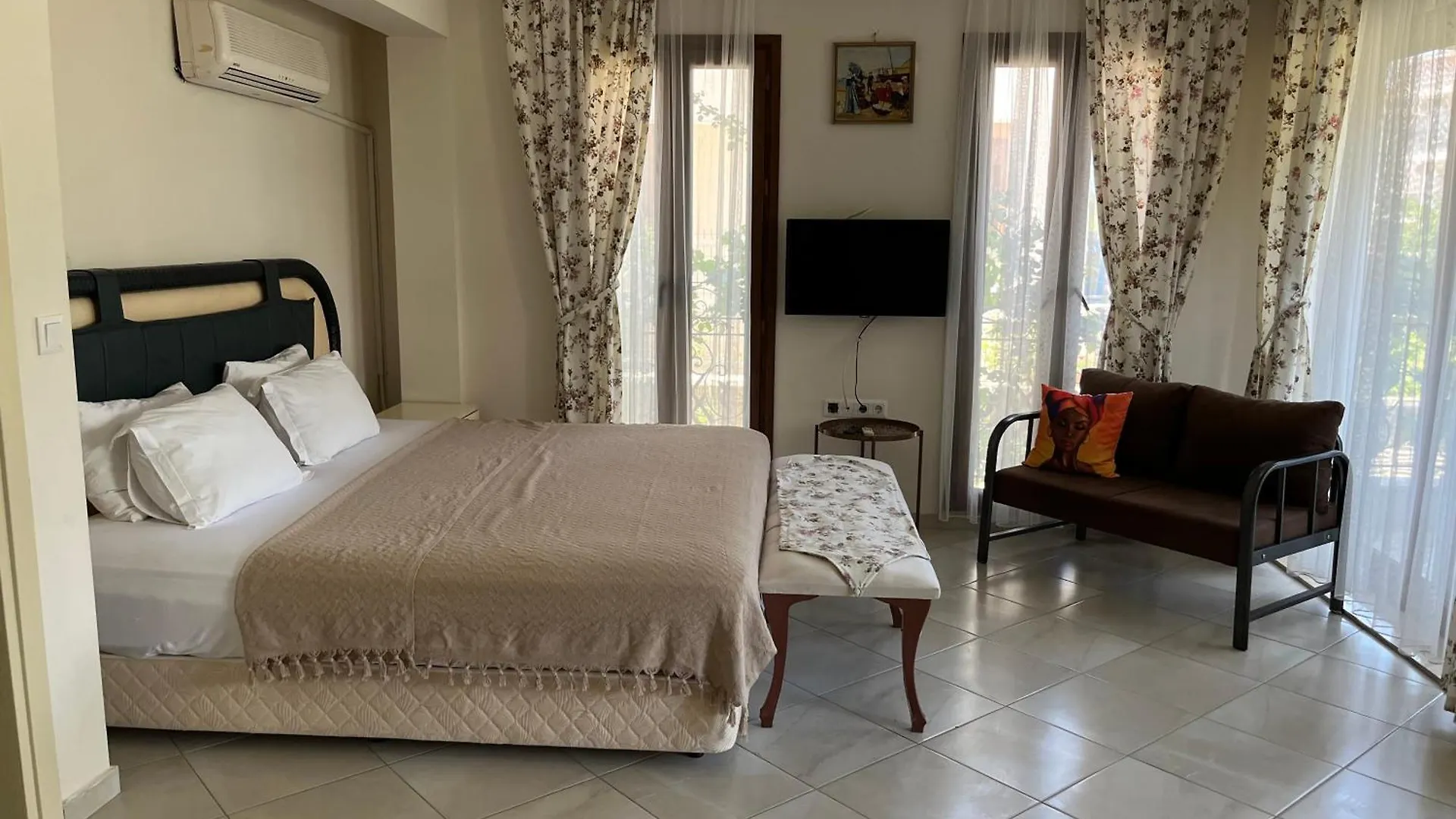 Grand Teoshan Otel Ve Tatil Evleri Seferihisar Apartment