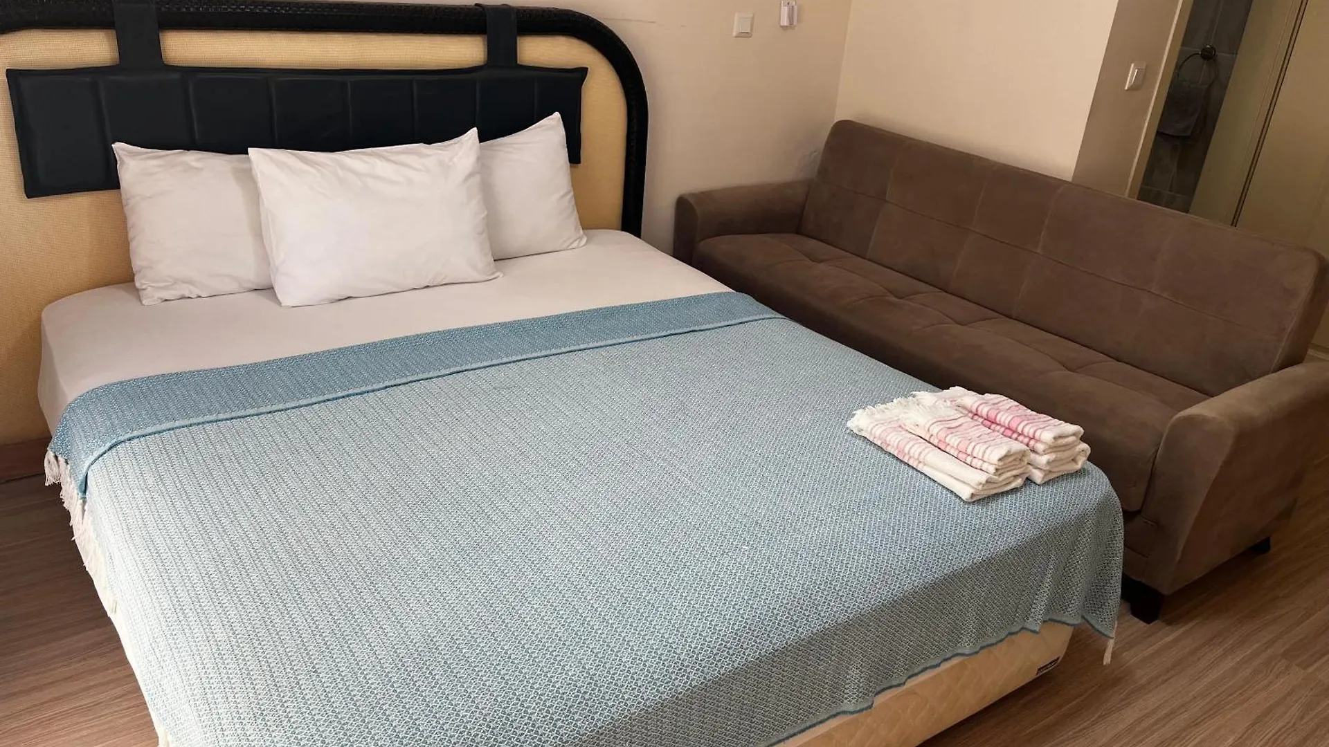 Grand Teoshan Otel Ve Tatil Evleri Seferihisar